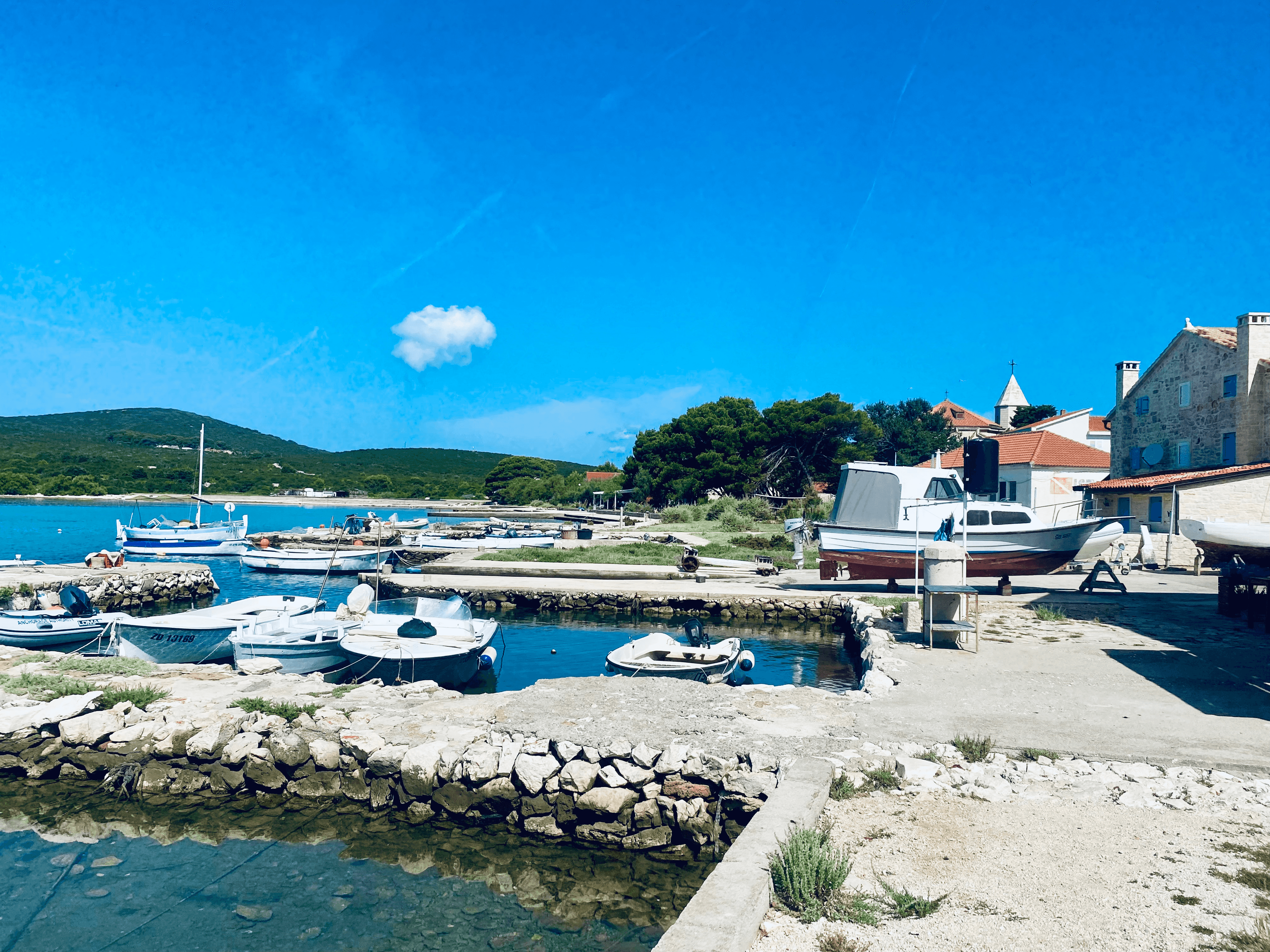 pogled na otok